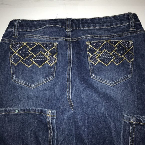 Passports Jeans Women’s size 10 28 X 27 embroidered pockets Bootcut - Picture 5 of 6